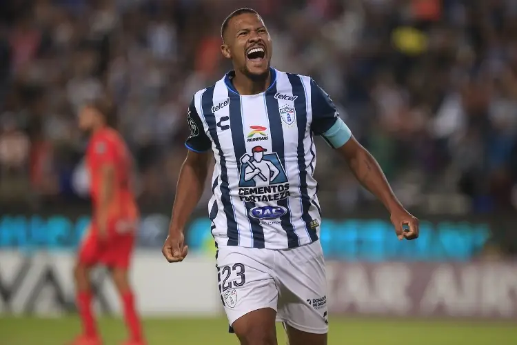 Pachuca y América se retan en semifinal de Concacaf