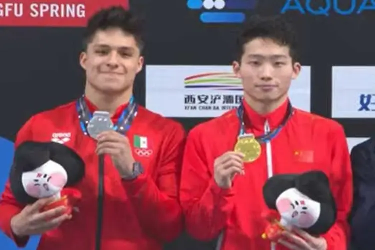 Mexicano Osmar Olvera gana nueva medalla de plata en Super Final de Clavados