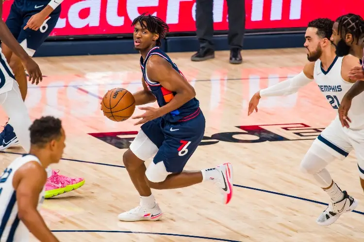 Tyrese Maxey es el jugador con mayor progresión en la NBA