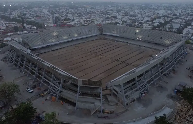 ¡Se viene el fútbol! Así va la remodelación del 'Pirata' Fuente (FOTOS)