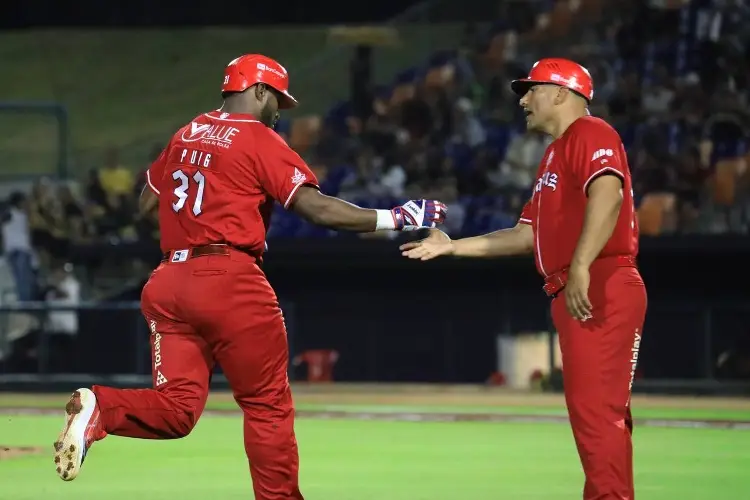 Yasiel despierta con El Águila y consigue marca en LMB