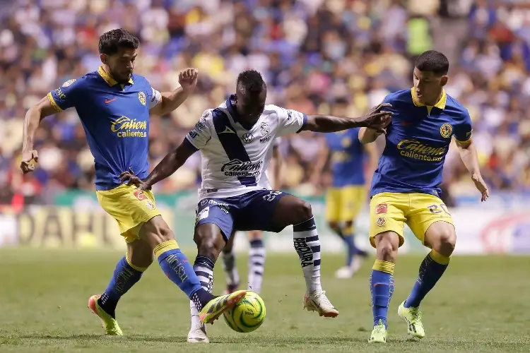 ¿Está roto el vestidor del América? (VIDEO)