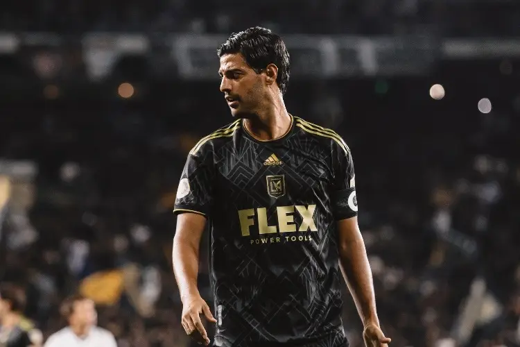 Carlos Vela ¿Al borde del retiro?