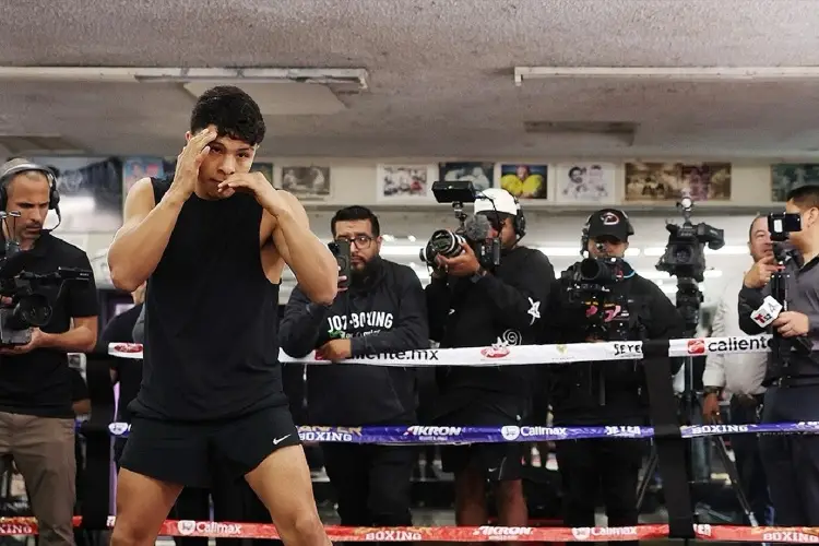 Jaime Munguía se siente confiado para su pelea contra el Canelo