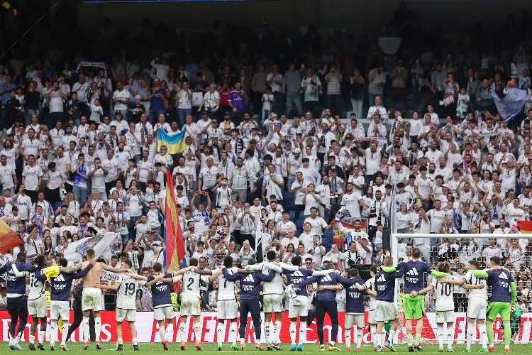 Real Madrid celebra el campeonato de La Liga en el Bernabéu