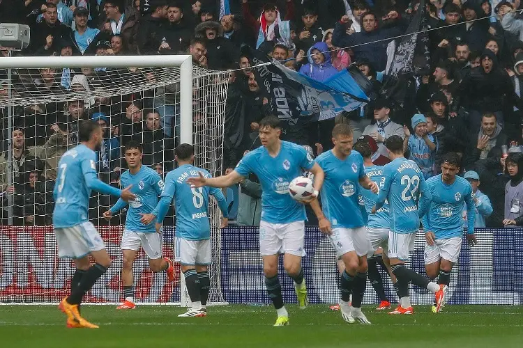 Celta de Vigo gana y mete en serios problemas de descenso al Mallorca de Javier Aguirre