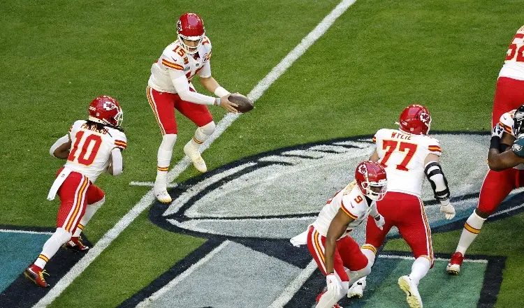 Rashee Rice de los Chiefs es investigado tras golpear a fotógrafo 