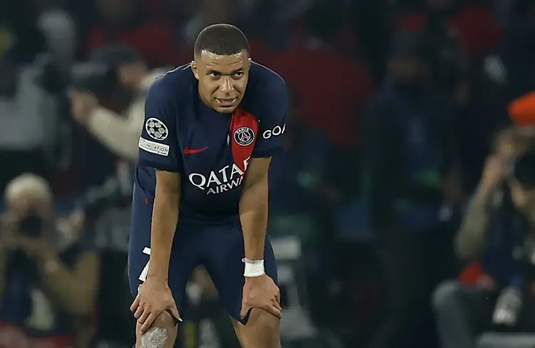 Mbappé presente en los festejos por el título del Real Madrid (VIDEO)