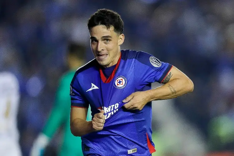 Cruz Azul no se deja de Pumas y avanza a semifinales
