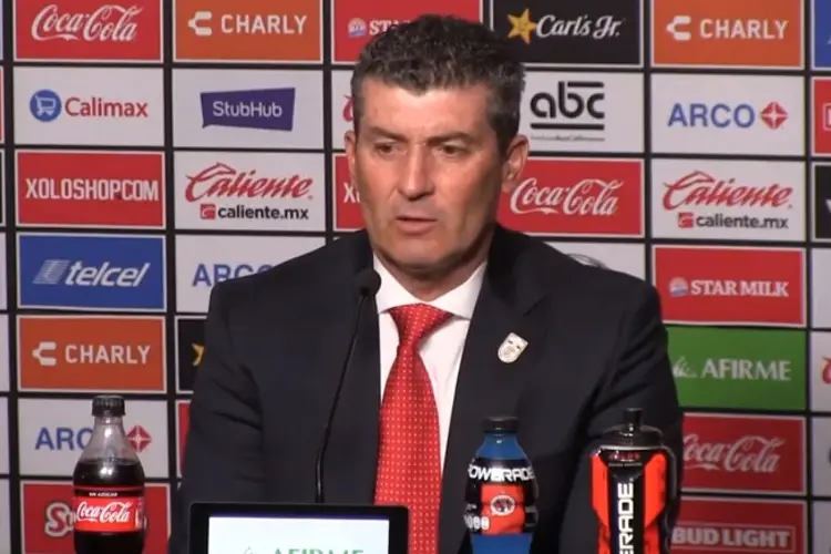 'Chepo' de la Torre vuelve a la Liga MX