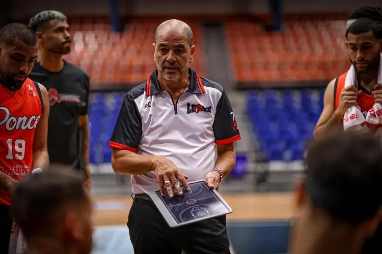 Se define el cuerpo técnico de los Halcones Rojos