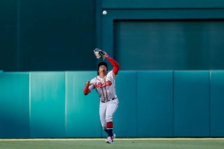 Bravos ya buscan sustituto a Ronald Acuña Jr.