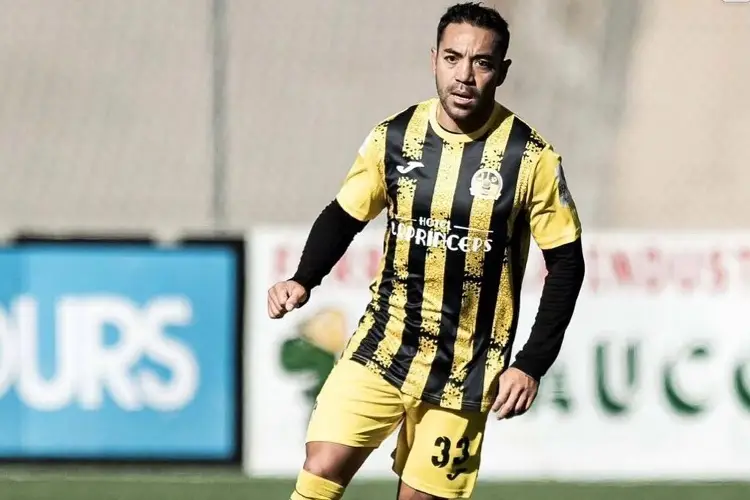 Marco Fabián logra ascenso a primera división en el futbol europeo