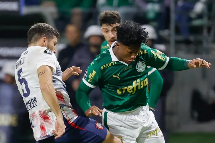 Endrick se despide entre lágrimas de Brasil previo a reportar con el Real Madrid