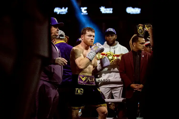Bivol no piensa en la revancha con 'Canelo'