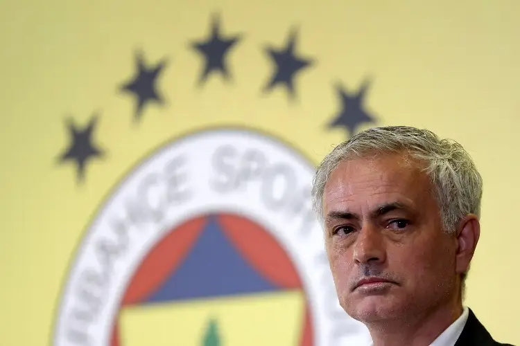 Mourinho confiesa por qué aceptó dirigir al Fenerbahce de Turquía 