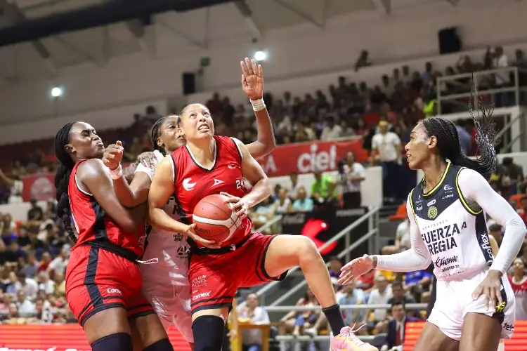 Las Rojas de Veracruz hacen balance de media temporada