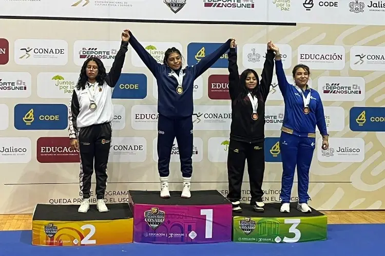 Con siete medallas, Veracruz termina su participación en Luchas de los Nacionales Conade 2024