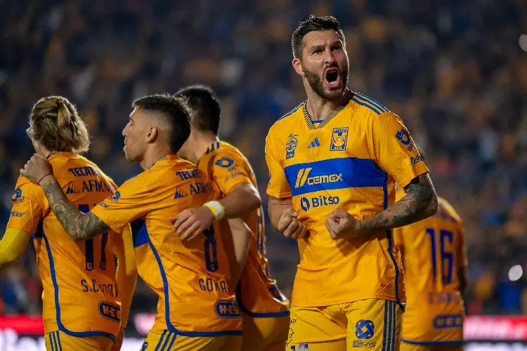Gignac manda mensaje de aliento tras polémica con Siboldi