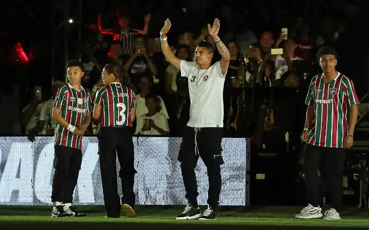 Una fiesta total, así fue el regreso de Thiago Silva al Fluminense (VIDEO)