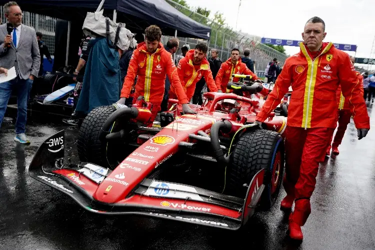 Carlos Sainz prefiere olvidar lo sucedido en GP de Canadá