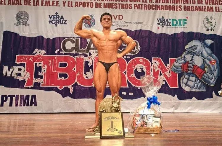 Arturo Viveros es el campeón del Mr. Tiburón 2024