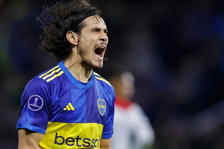 Cavani guia triunfo de Boca Juniors