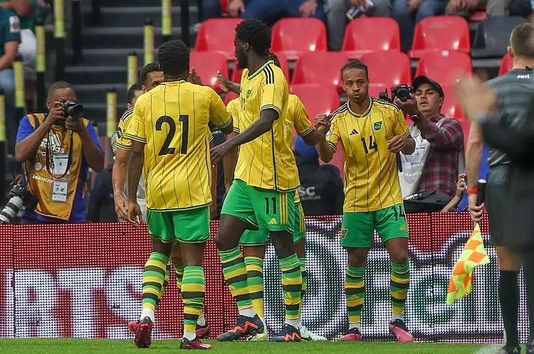 Estrella de Jamaica renuncia a su selección a días del debut vs México en Copa América
