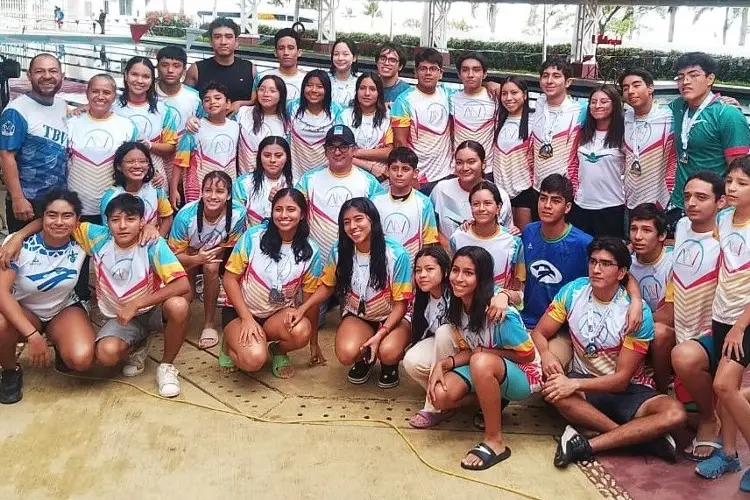 Veracruz se corona campeón regional de Natación Zona Sur