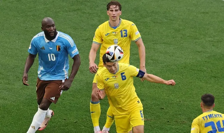 Bélgica avanza y Ucrania se despide de la Eurocopa con un triste empate