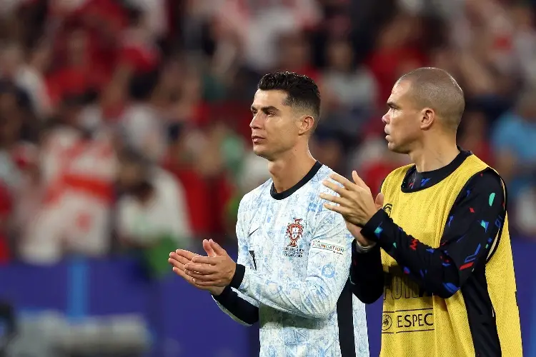 Portugal pierde con todo y Cristiano, pero avanzan como líderes