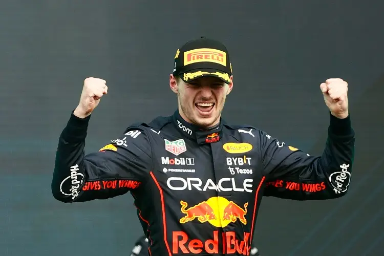 ¿Verstappen deja Red Bull? El piloto rompe el silencio