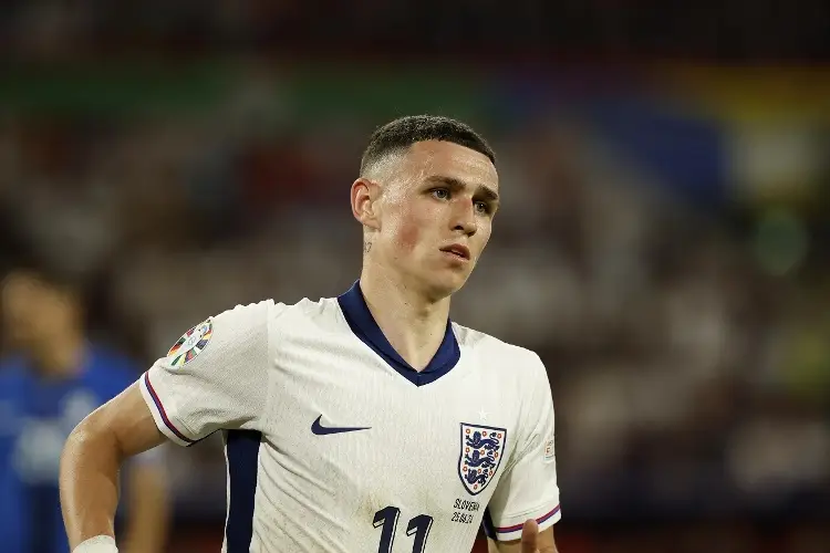 Foden se reintegra con Inglaterra tras abandonar la concentración en plena Eurocopa