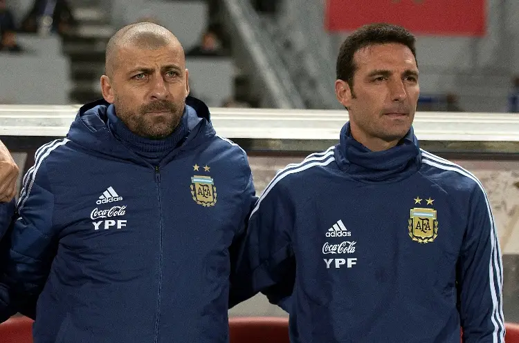 Scaloni está amargado tras ser suspendido