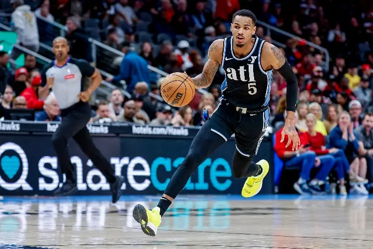 NBA: Los Hawks traspasan a Dejounte Murray a los Pelicans a cambio de Nance Jr. y Daniels