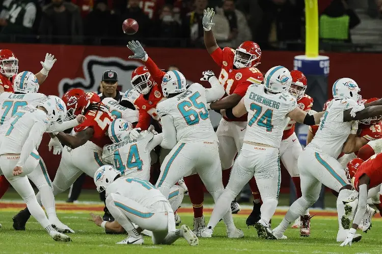 Estrellas de la NFL se contagian del 'virus' de la Copa América 