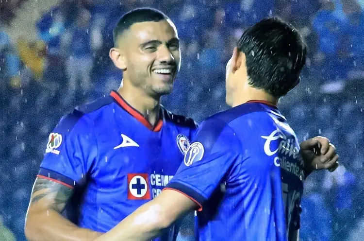 Se lesiona el nuevo refuerzo de Cruz Azul en plena pretemporada
