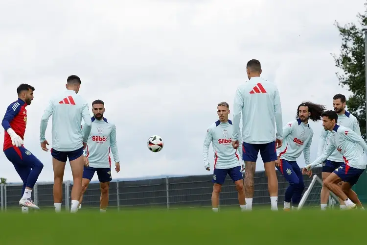 España quiere terminar de retirar a Toni Kroos