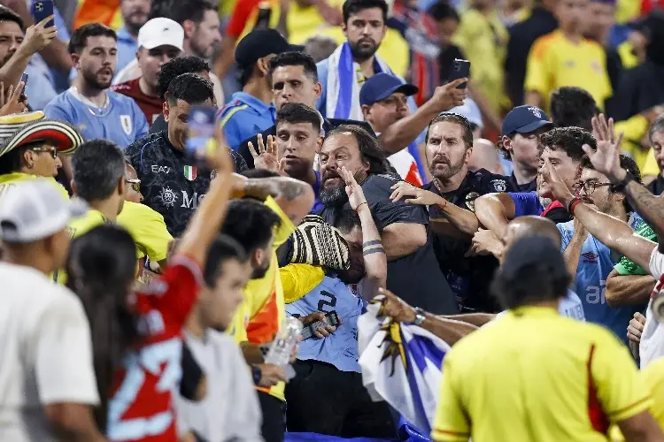 Revelan detalles de la pelea entre jugadores uruguayos e hinchas colombianos