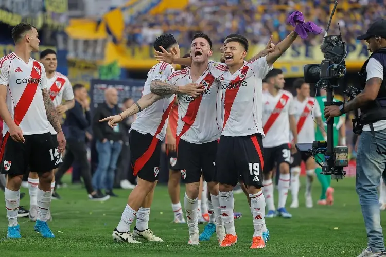River Plate silencia ‘La Bombonera’ y se queda con el Superclásico ante Boca Juniors 