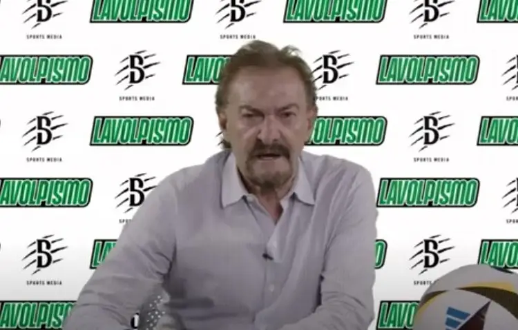 La Volpe regresa como entrenador con equipo argentino