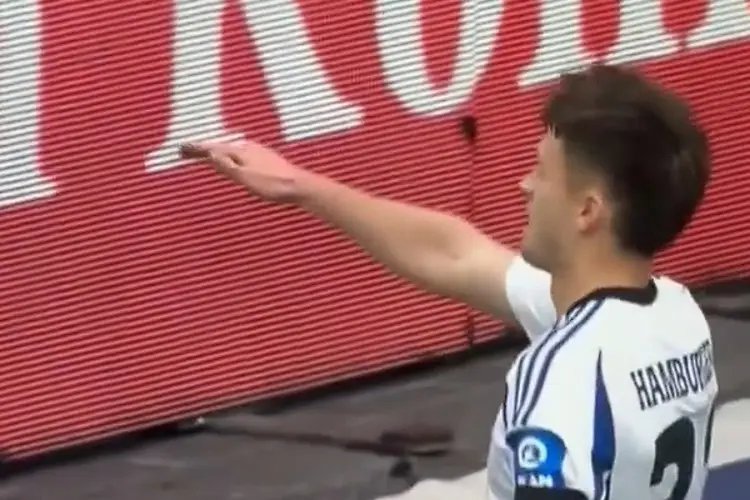 El polémico festejo en Alemania que ha sido comparado con el saludo n4zi (VIDEO)