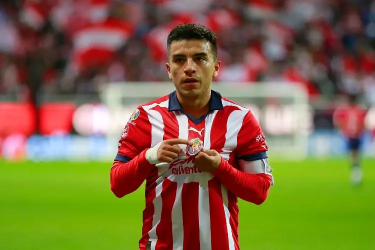 'Nene' Beltrán agradece que se fue Fernando Gago de Chivas
