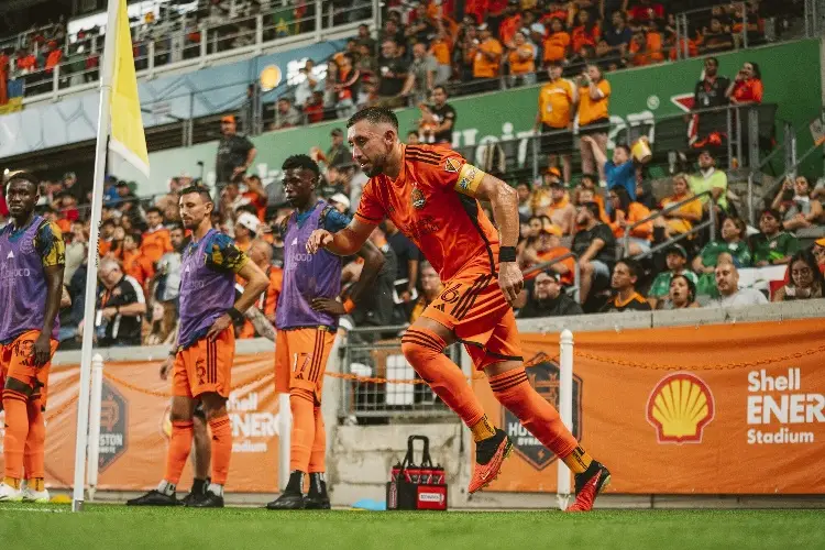 Héctor Herrera a punto de volver a la Liga MX
