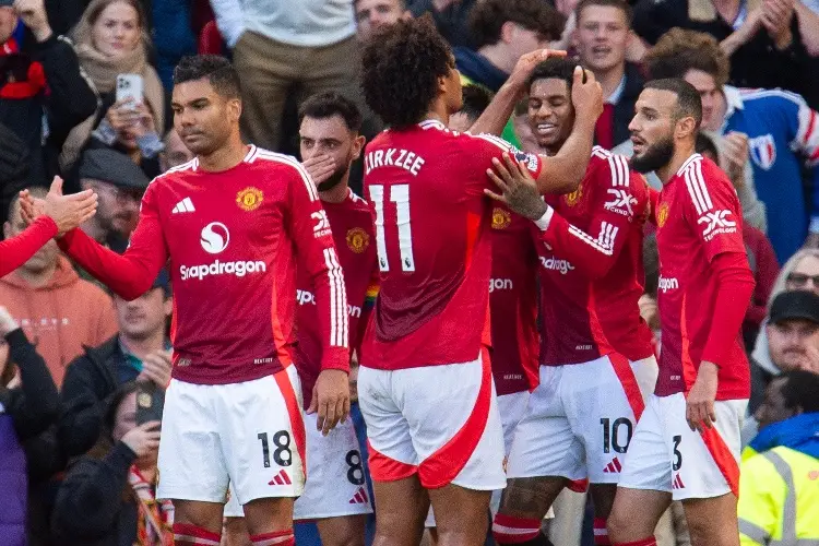 Manchester United reacciona con goleada al Everton