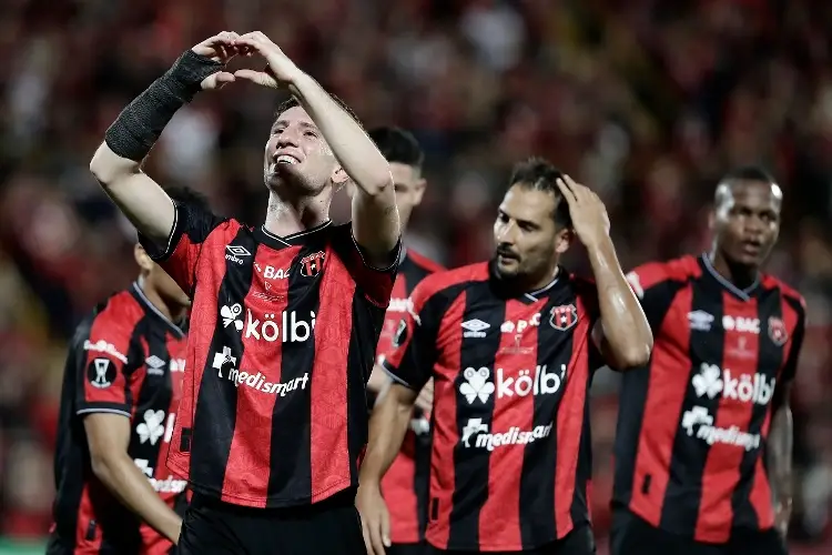 Alajuelense de Costa Rica se corona campeón de la Copa Centroamericana 