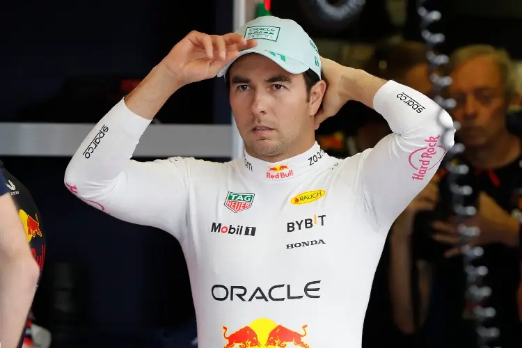 'Checo' Pérez reconoce no saber cuál será su futuro en Red Bull