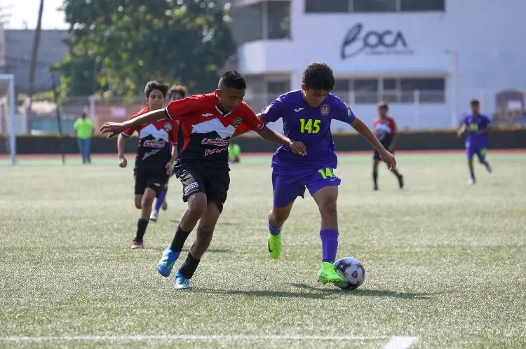 Racing de Veracruz consigue doble triunfo ante Montañeses