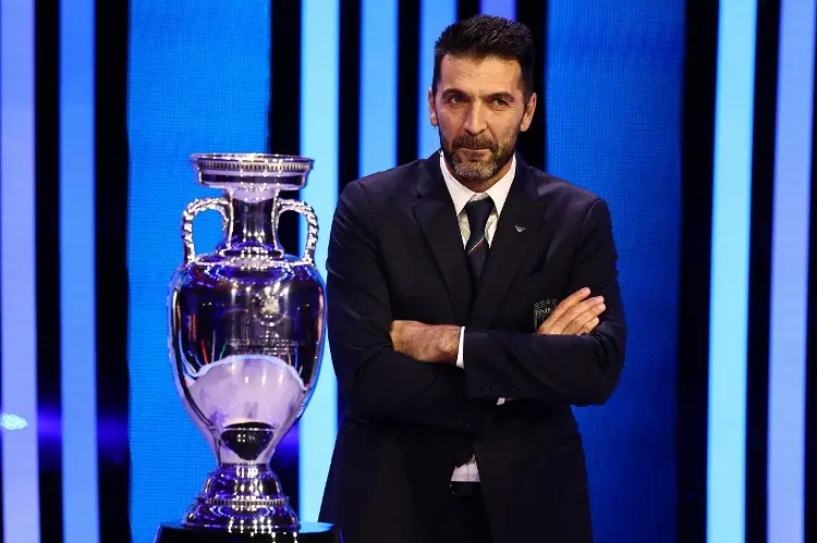Buffon quiere que las porterías sean más grandes