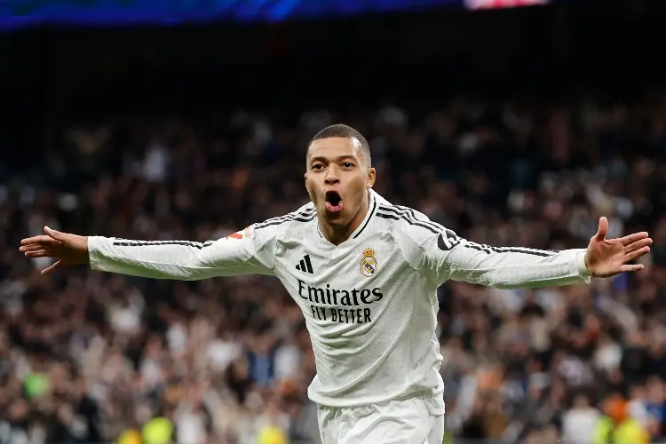 Mbappé le da el liderato al Real Madrid en La Liga Mbappé le da el liderato al Real Madrid en La Liga